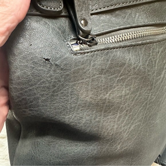 Urban‎ Expressions Gray Minimalist Backpack - Picture 8 of 9